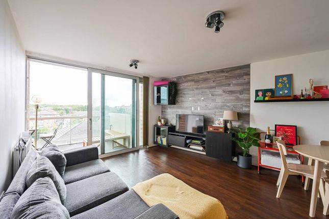 2 bed flat