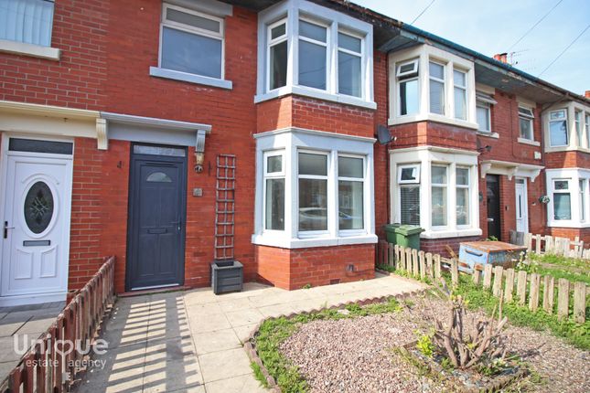 Oxford Road,  Fleetwood, FY7 3 bed terraced house for sale