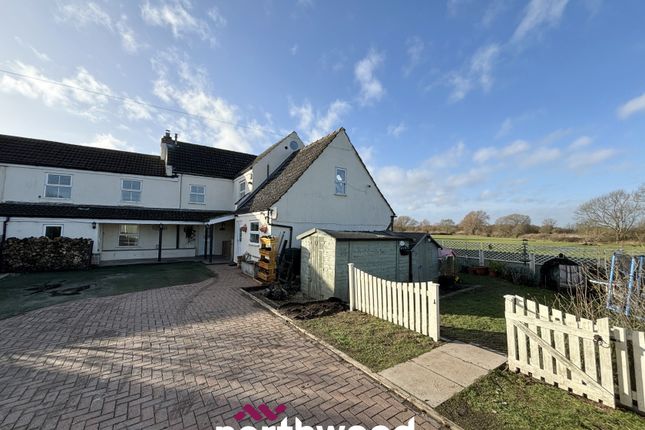 5 bedroom end of terrace house for sale