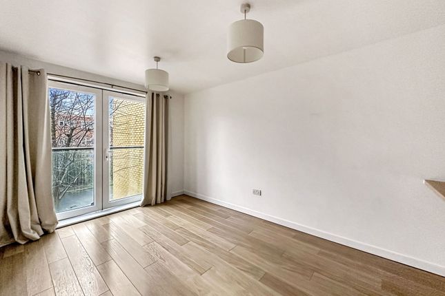 Faraday House, Velocity Way EN3 1 bed flat for sale