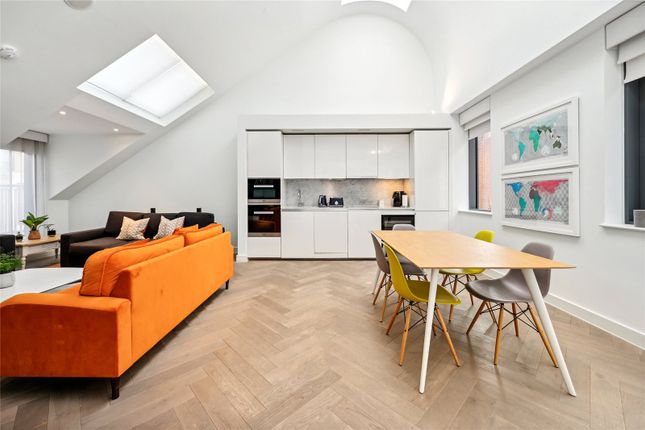 Bedford Street, Covent Garden, WC2E 2 bed apartment for sale