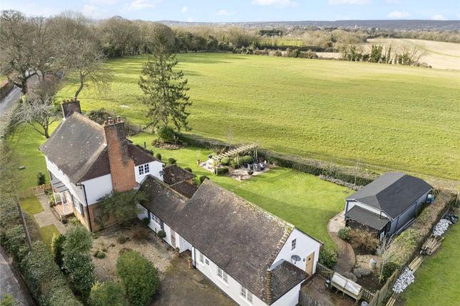 6 bed detached house