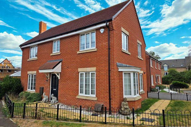4 bed detached house