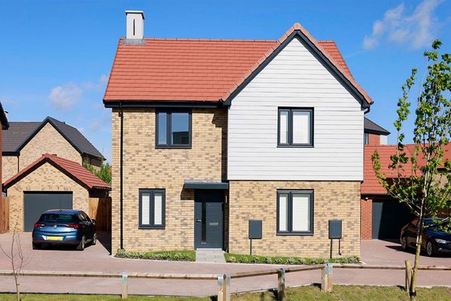 4 bed detached house