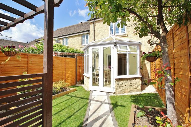 Cranberry Road, Witney, OX28 3 bed terraced house for sale