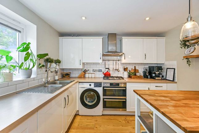 Old Common Close, Birdham, West... 3 bed semi