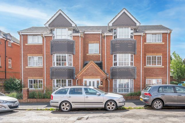 2 bed flat