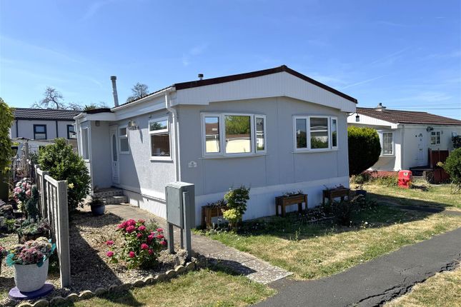 2 bedroom park home for sale