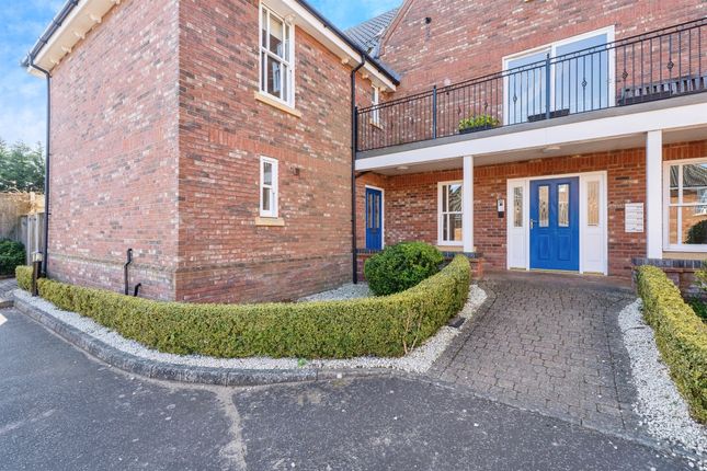 2 bed flat