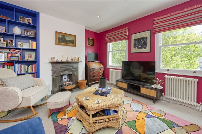Shepherd's Bush W12 W12 2 bed maisonette for sale