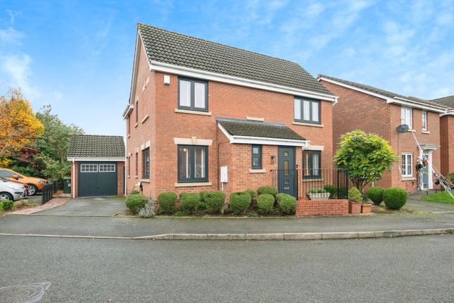 4 bed detached house