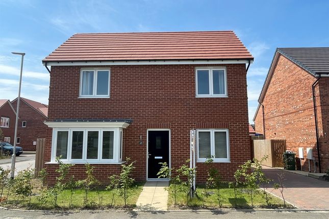 4 bed detached house