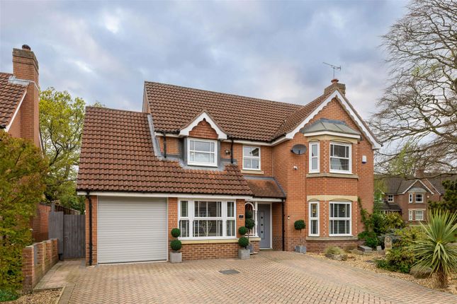 Stretton Avenue, Meanwood LS6 4 bed detached house for sale