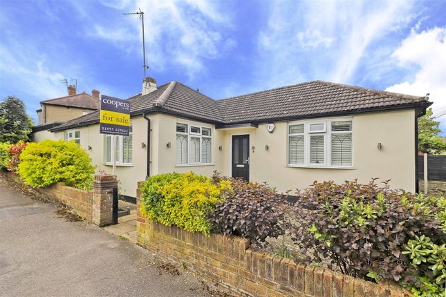 3 bedroom detached bungalow for sale