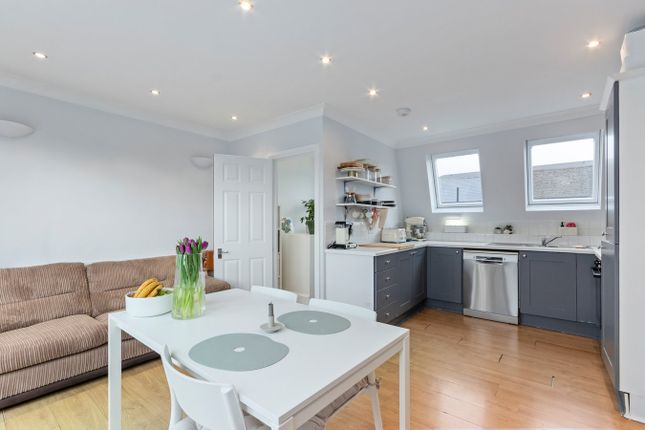Devonshire Road, Chiswick W4 3 bed flat for sale