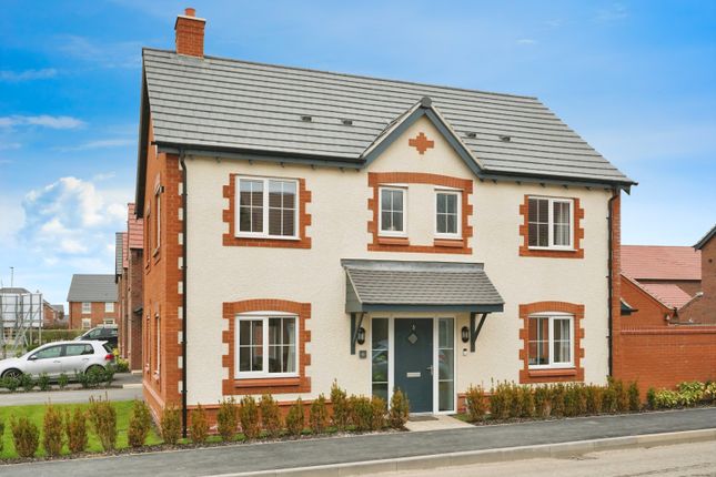 4 bed detached house