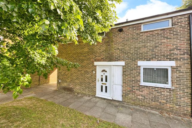 Wistaria Court, Hampshire SP10 4 bed semi