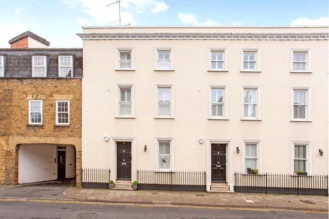 Victoria Street, Windsor, Berkshire, SL4 3 bed terraced house for sale