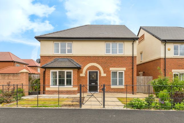 4 bed detached house