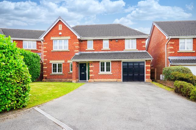 5 bedroom detached house for sale