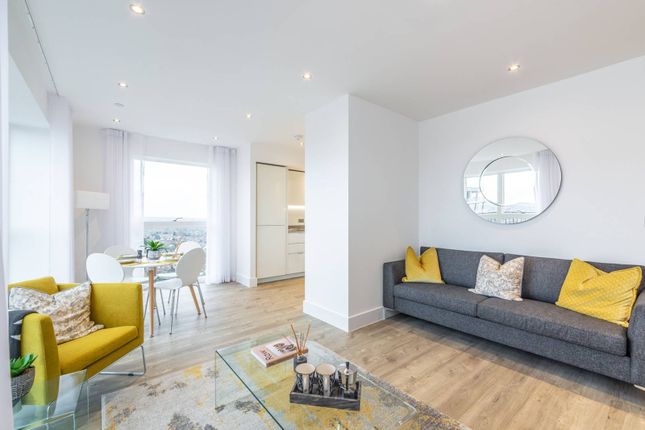 Lyon Road, Harrow, HA1 2 bed flat for sale
