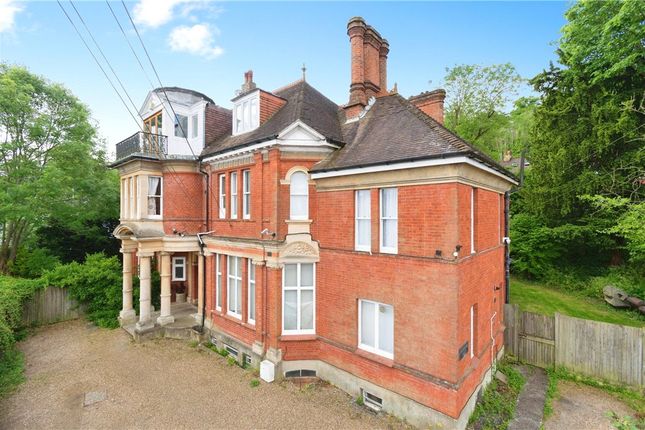 2 bed flat