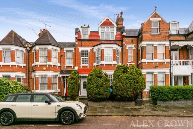 6 bed terraced house