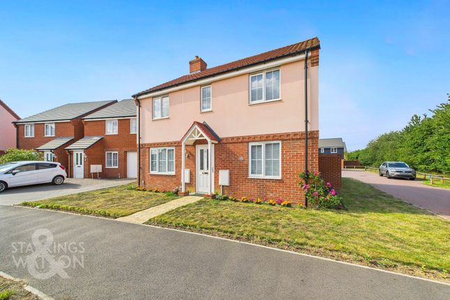 Harness Maker Way, Hethersett, Norwich 4 bed detached house for sale
