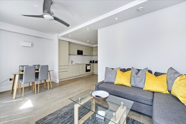 2 bed flat