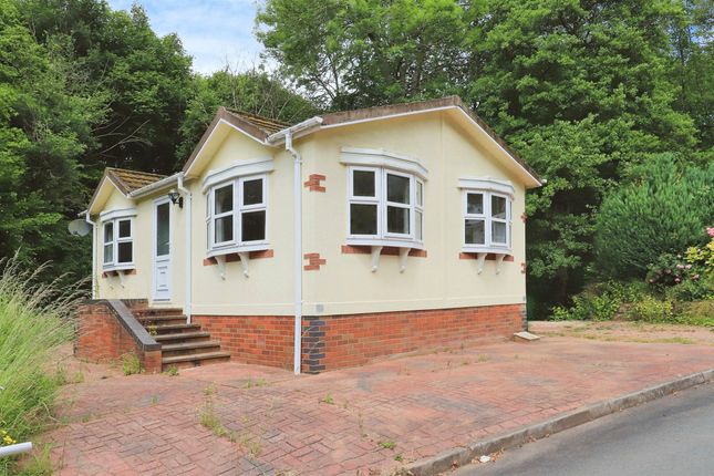 2 bedroom park home for sale