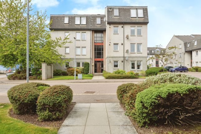 Studio flat for sale