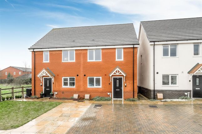 2 bedroom semi-detached house for sale