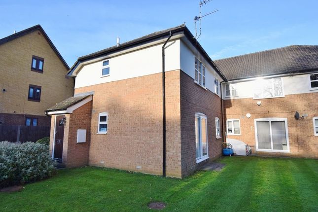 Tanworth Gardens, Pinner 1 bed maisonette for sale