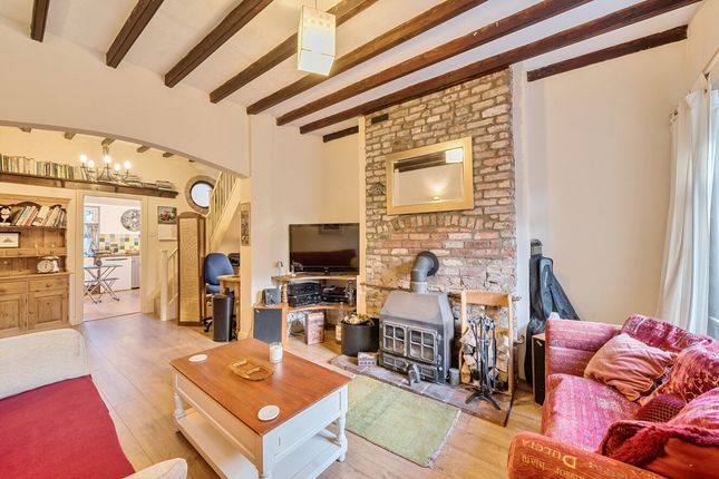 2 bedroom cottage for sale