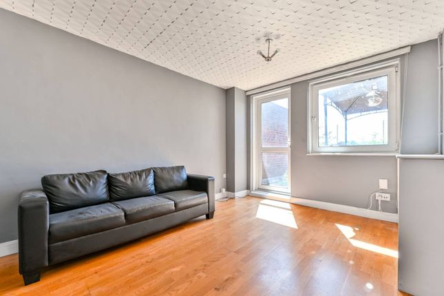 Evering Road, Stoke Newington... 2 bed flat for sale