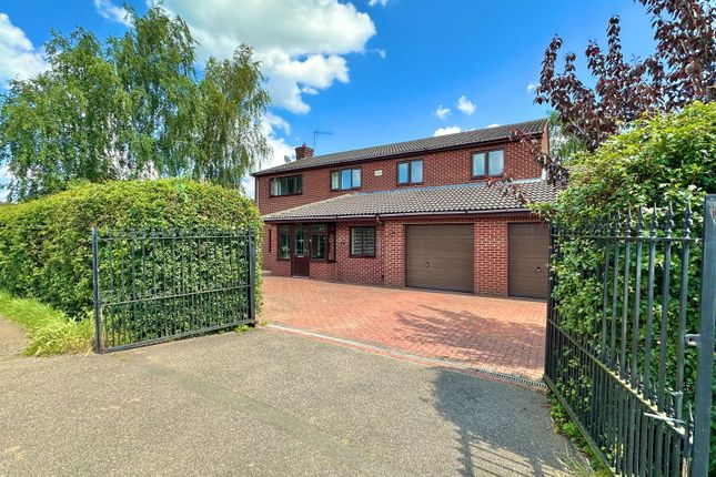 Cransley Hill, Kettering NN14 5 bed detached house for sale