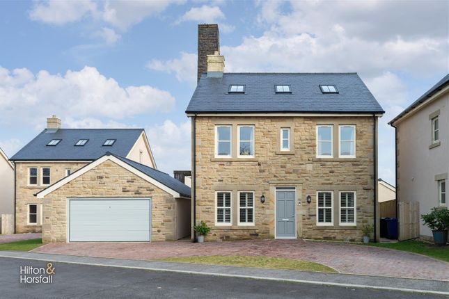 5 bed detached house