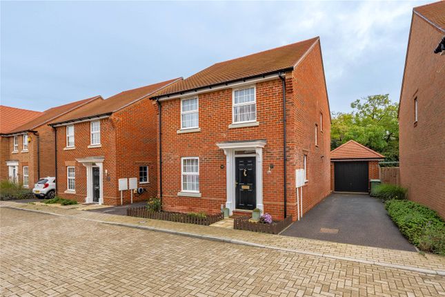 Braganza Drive, Staplehurst, TN12 4 bed detached house for sale