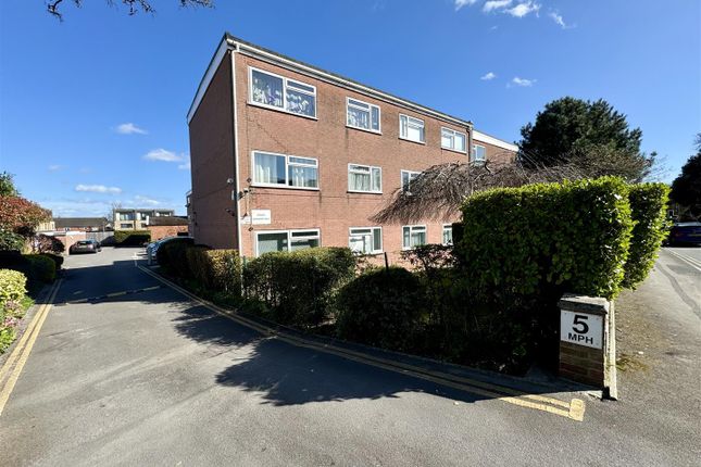 Bournemouth Road, Poole BH14 1 bed apartment for sale