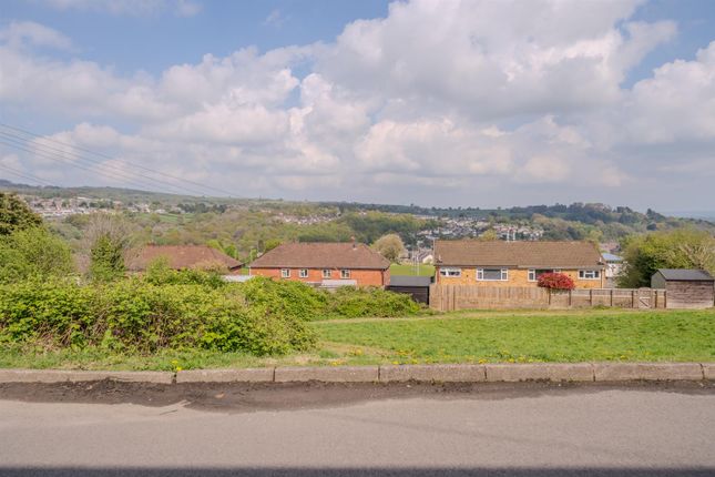 Bushy Park, Pontypool NP4 3 bed terraced house for sale