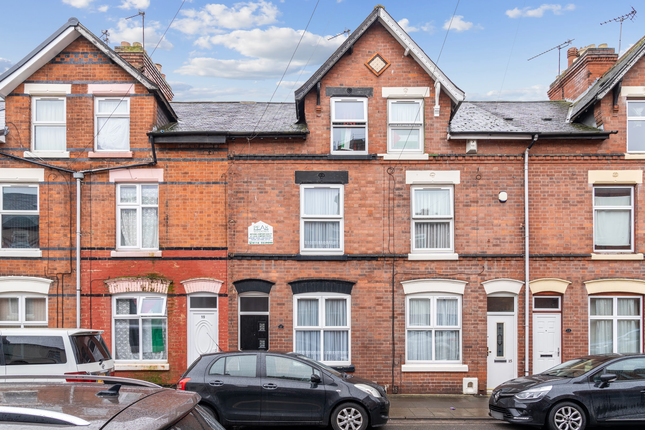 4 bed terraced house