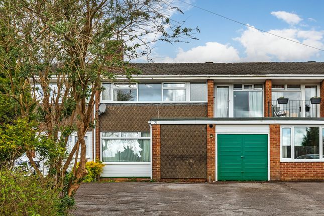 The Pastures, Kings Worthy, SO23 4 bed terraced house for sale