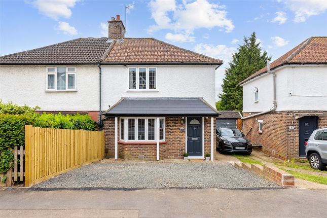Stockton Road, Reigate, Surrey, RH2 2 bed semi