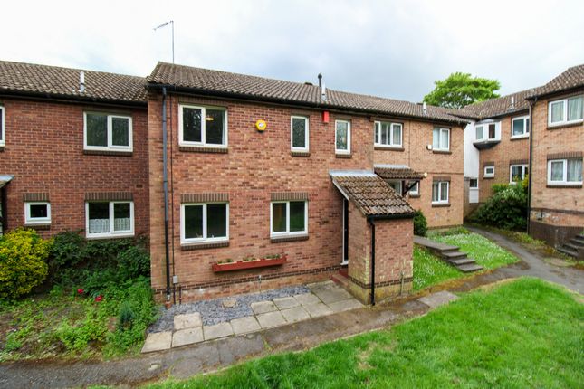 Sulby Road, Northampton, NN3 2 bed terraced house for sale