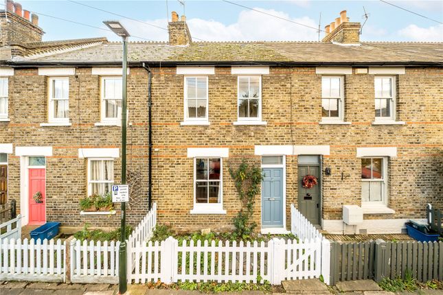 London SW14 2 bed terraced house for sale