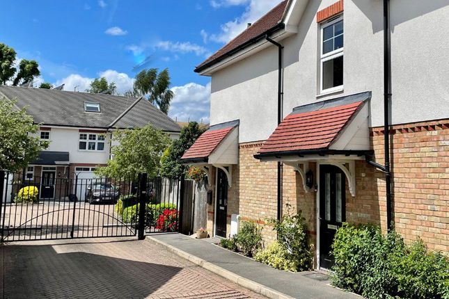 2 bed maisonette
