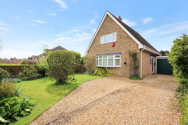 Newton Road, Rushden NN10 3 bed detached house for sale