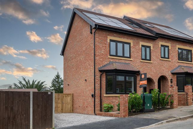 4 bed semi-detached house