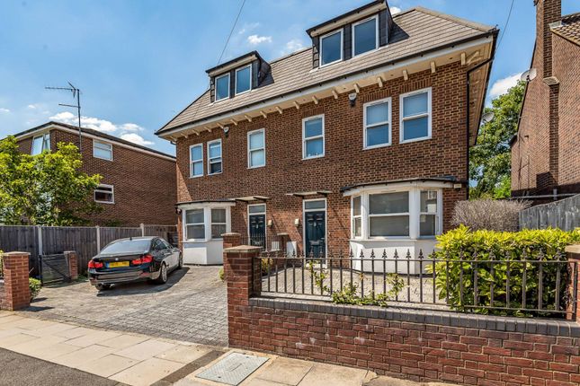 Bibsworth Road, Finchley Central... 4 bed semi