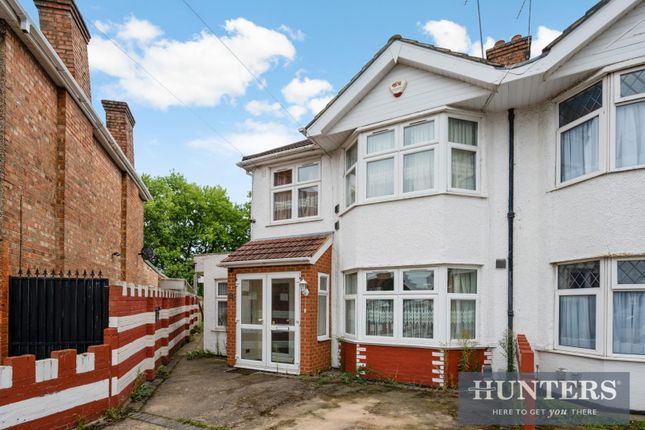 5 bedroom semi-detached house for sale